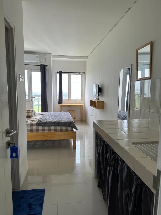 Apartment Grand Sentraland Karawang Manage By Laguna Room Εξωτερικό φωτογραφία