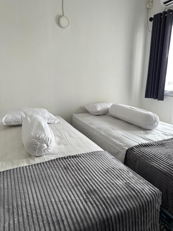 Apartment Grand Sentraland Karawang Manage By Laguna Room Εξωτερικό φωτογραφία